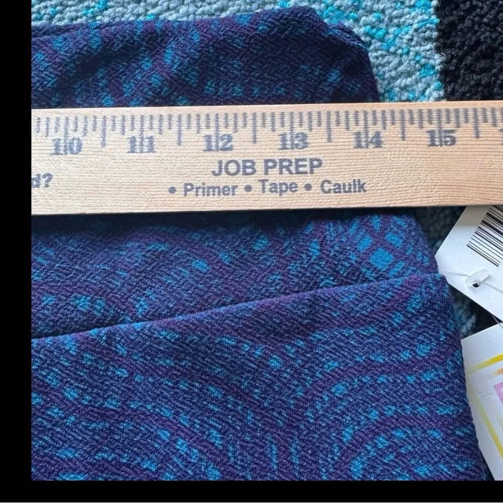 LuLaRoe Cassie Purple and Blue Wave Pattern Pencil Skirt